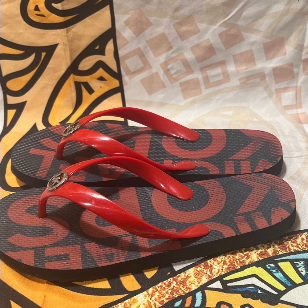 Michael Kors Red and Black Logo Flip Flops - Size 8 - Picture 4 of 9